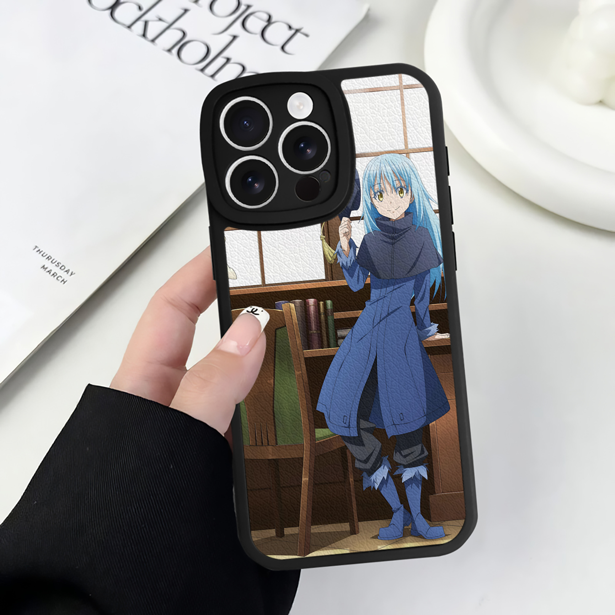 （画像用） 転スラ Regarding Reincarnated to Slime 【iPhone 16シリーズ対応】シリコンスマホケース（レザー調） 材質：シリコン